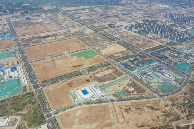 高質(zhì)量建設(shè),、高水平管理,、高質(zhì)量疏解發(fā)展——河北雄安新區(qū)建設(shè)發(fā)展一線觀察